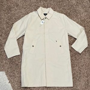 NWT Mens Medium Dockers Everyday Max Coat nylon waterproof rain jacket beige
